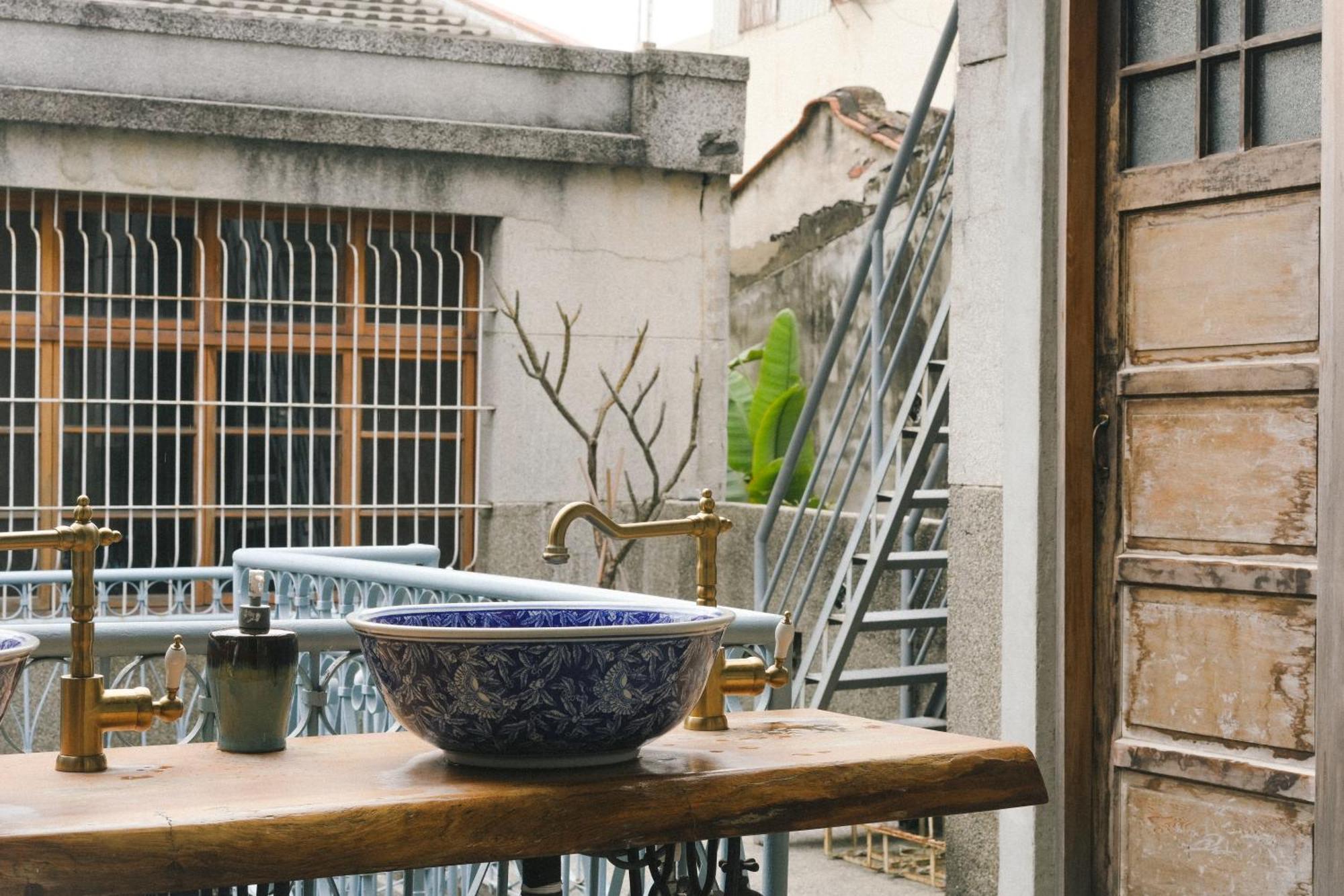 Funnan Guesthouse Tainan Esterno foto
